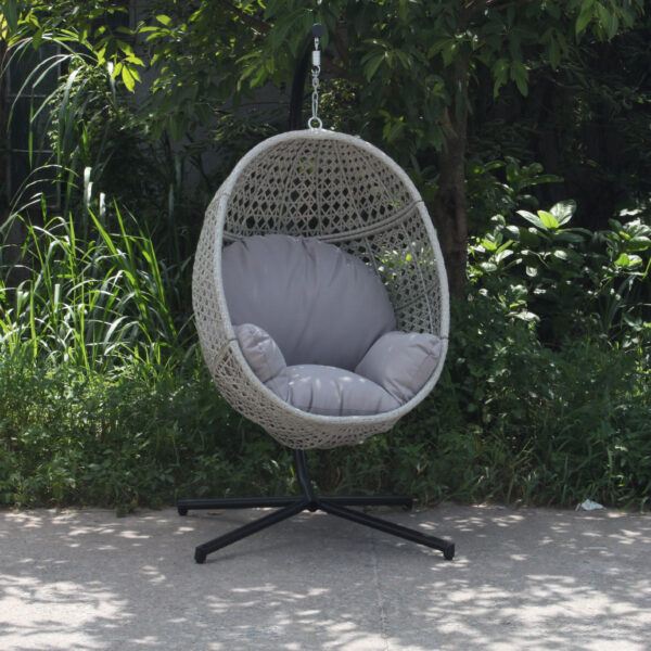 Outdoor Wicker Egg Seat